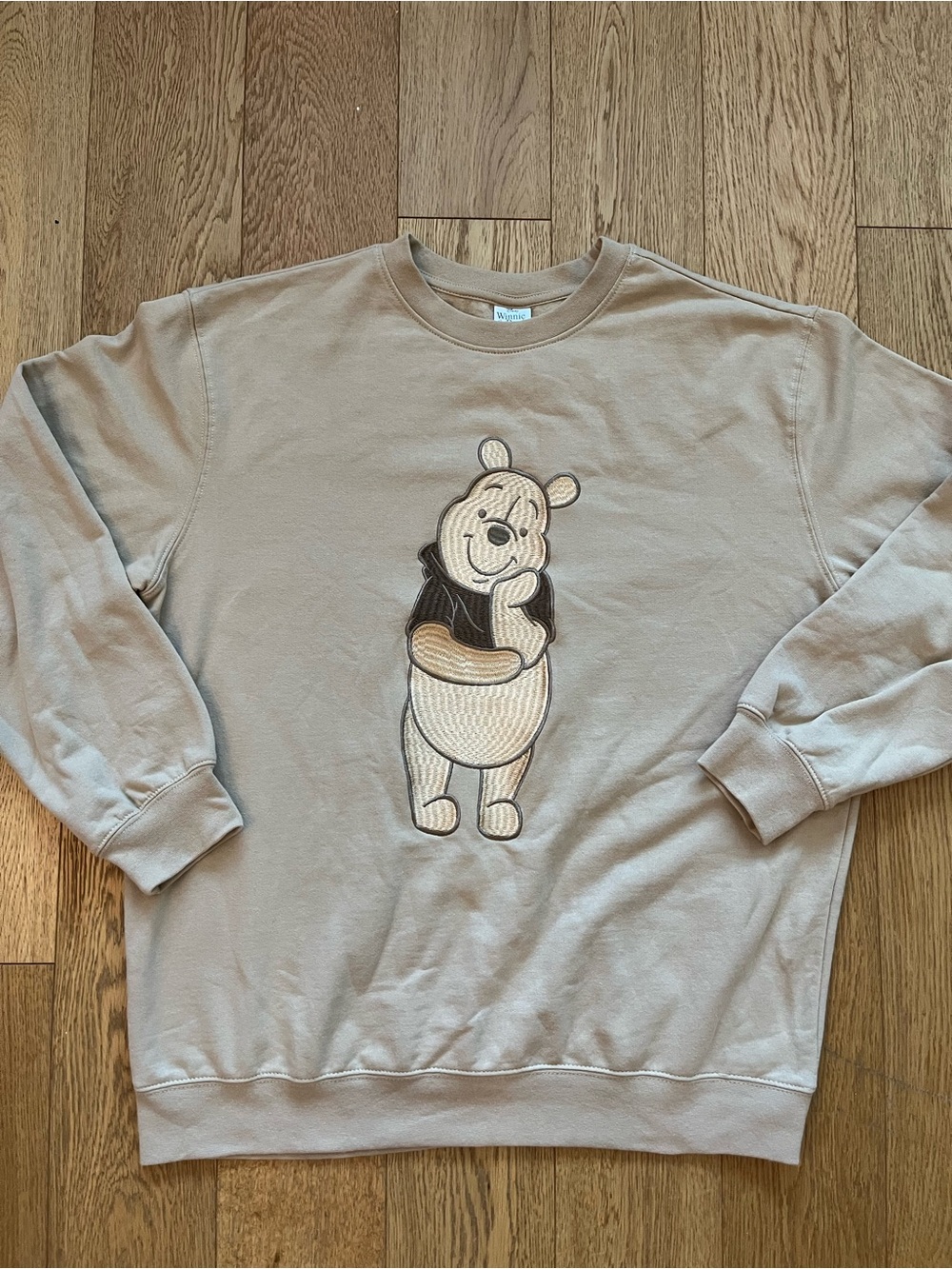 Disney Winnie The Pooh Sweatshirt Crewneck Women’s XL Embroidered Beige VGC